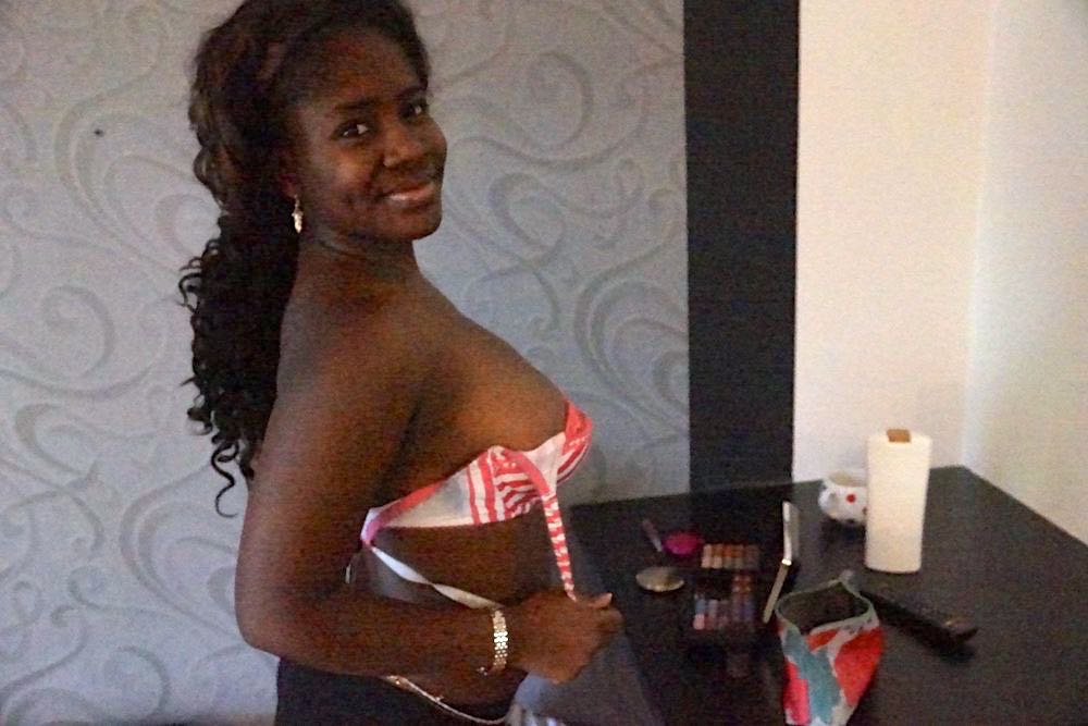 Ebony Teen sucht Sexkontakte